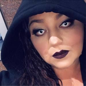 Meet your Posher, Mandy